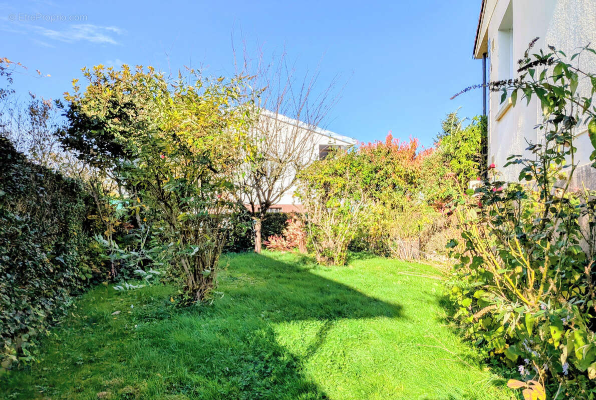 Maison à JARVILLE-LA-MALGRANGE