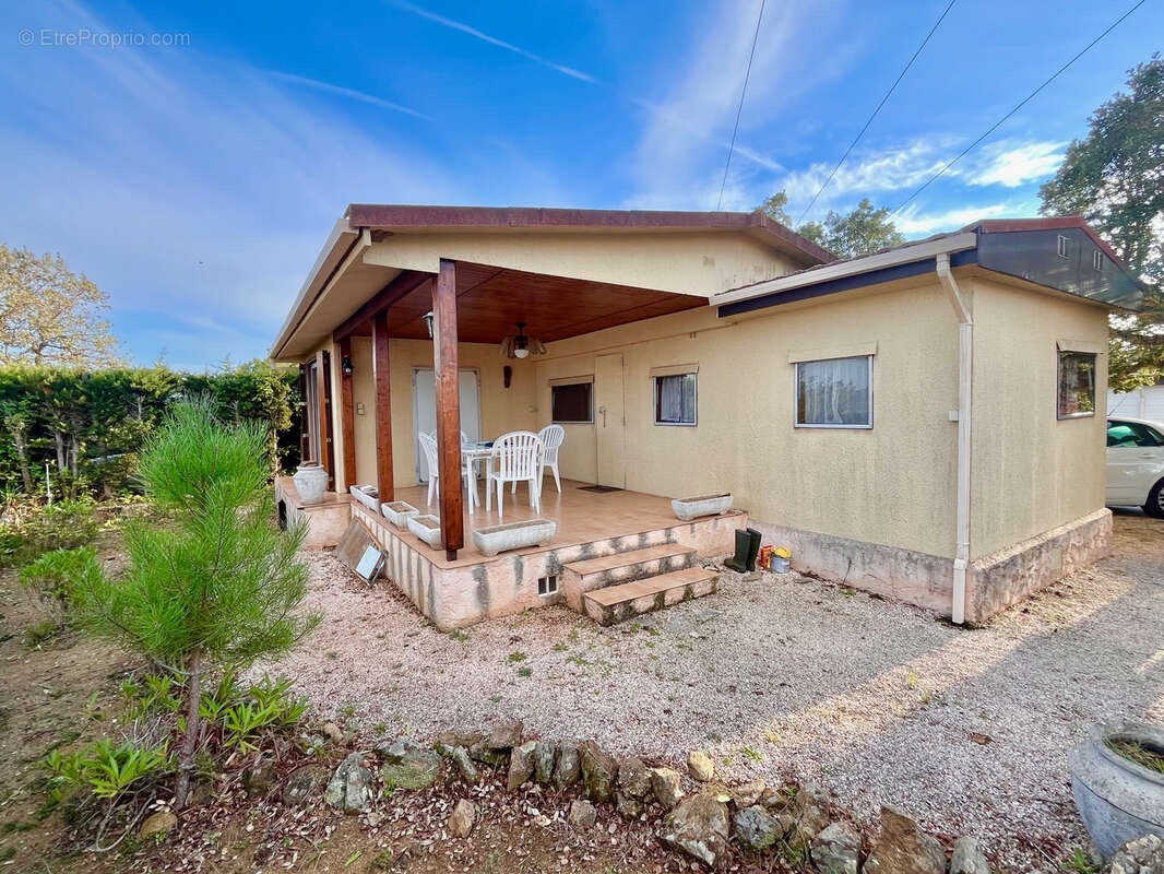 Maison à ROQUEBRUNE-SUR-ARGENS