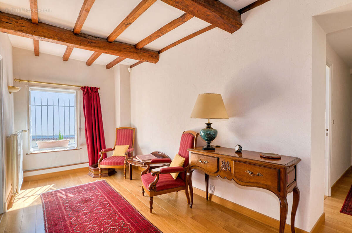 Maison à MIONS