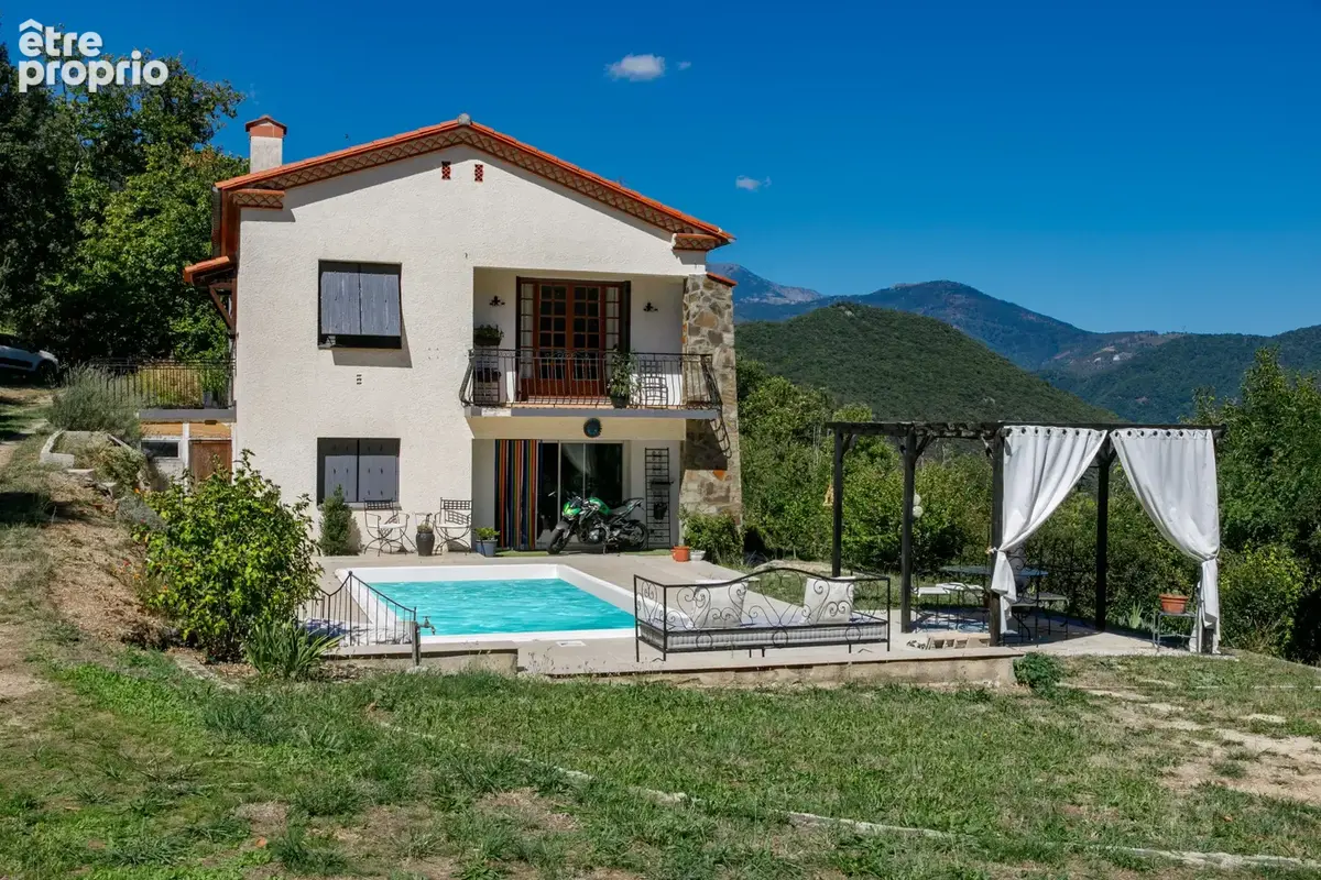 Maison à SERRALONGUE