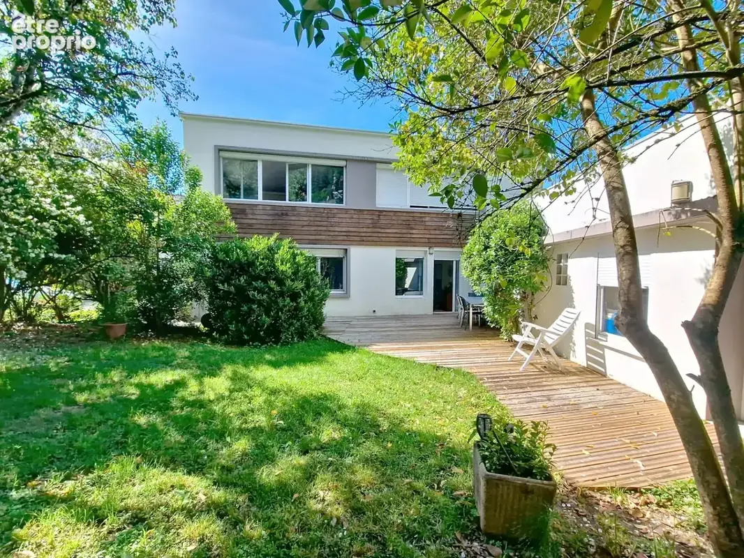 CORENC   Ensemble immobilier avec résidence principale et 4 appartements loués - photo 2