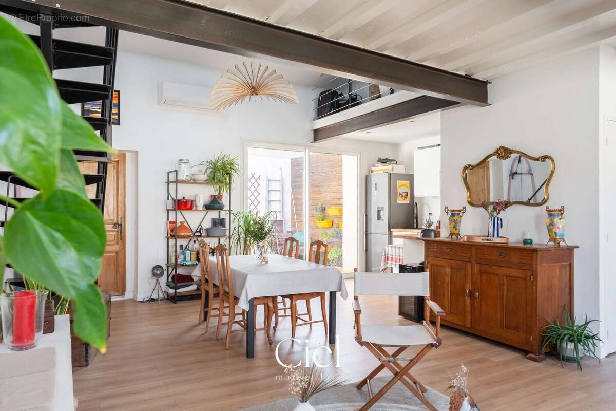 Maison à MARSEILLE-4E