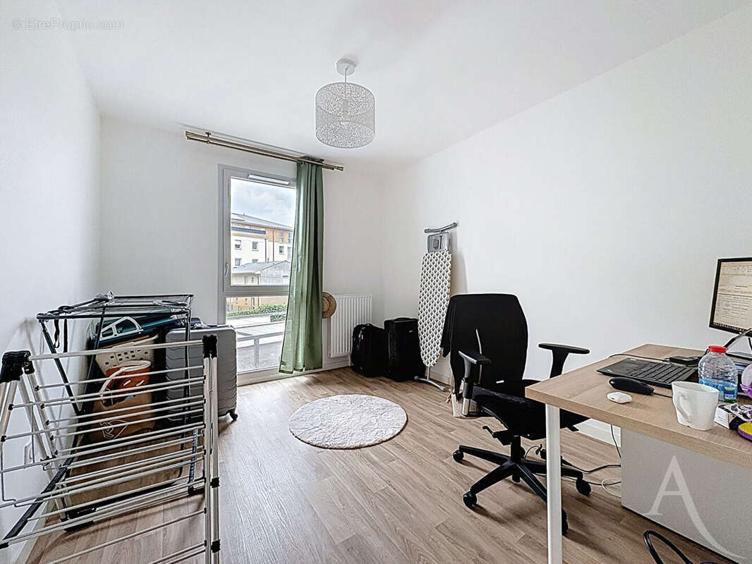 Appartement à MANTES-LA-VILLE