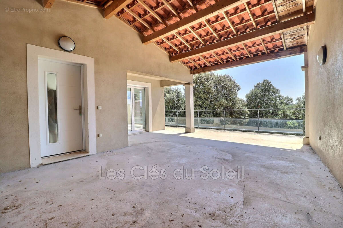 Maison 81 m² à Flassans-Sur-Issole  - photo 8
