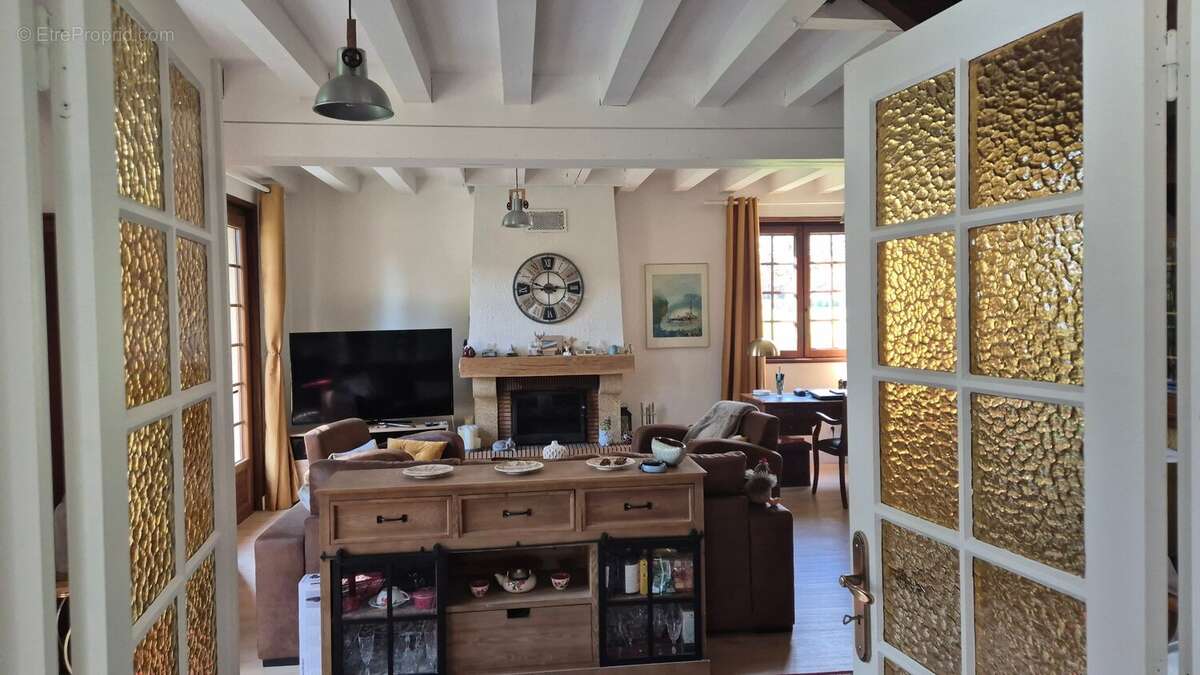 Maison à MEYRALS