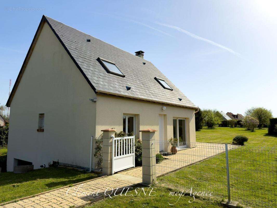Maison à SAINT-MARTIN-EN-CAMPAGNE