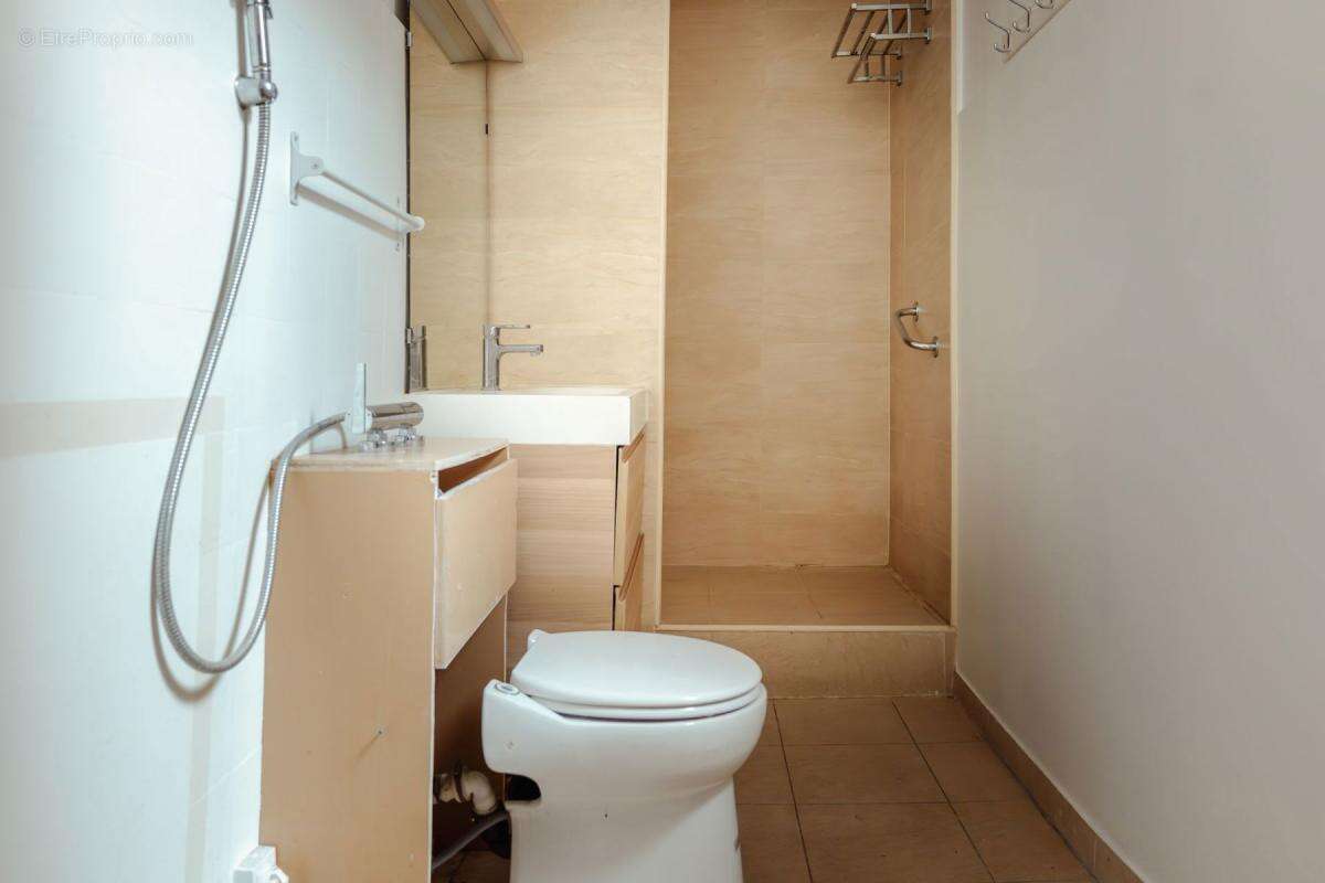 Appartement à PARIS-2E