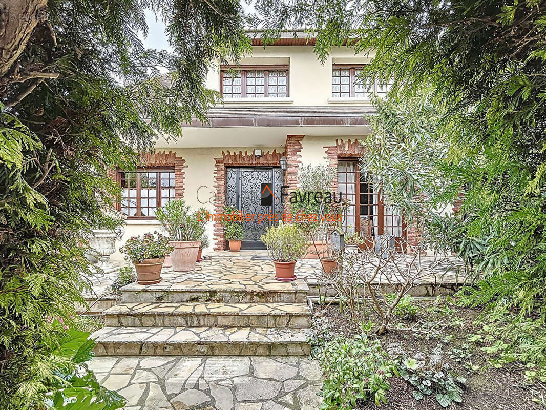 Maison à VITRY-SUR-SEINE