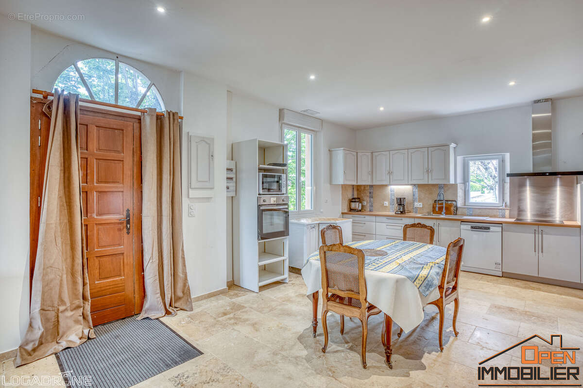 Maison à MONFLANQUIN