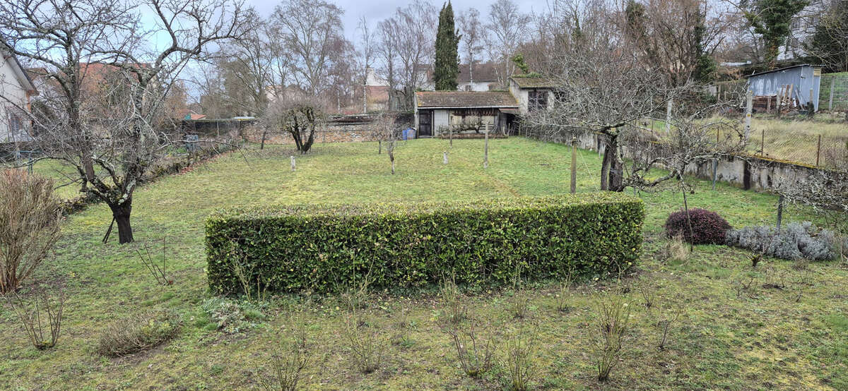 Maison à MONTLUCON