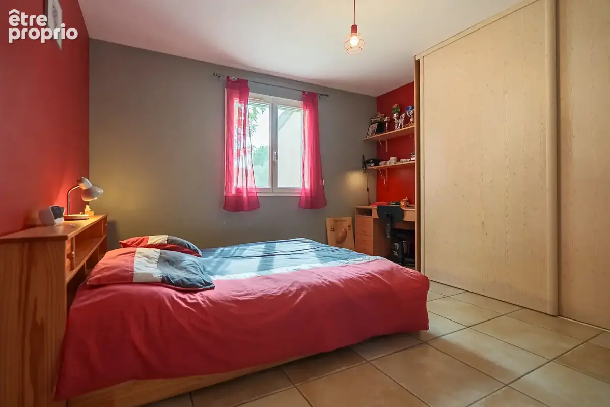 CARCASSONNE - CAUX-ET-SAUZENS  - Villa T5 194m² (149m² hab.) avec piscine, pool house, garage et vaste jardin arboré - photo 12