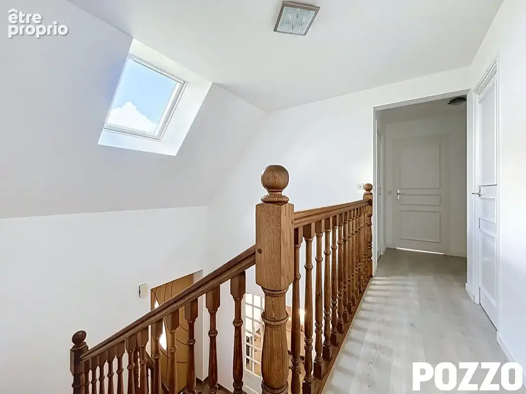 A Vendre - Grandparigny - Maison 6 pièce(s) 142 m² - VIE DE PLAIN-PIED - QUALITE DE CONSTRUCTION - photo 12