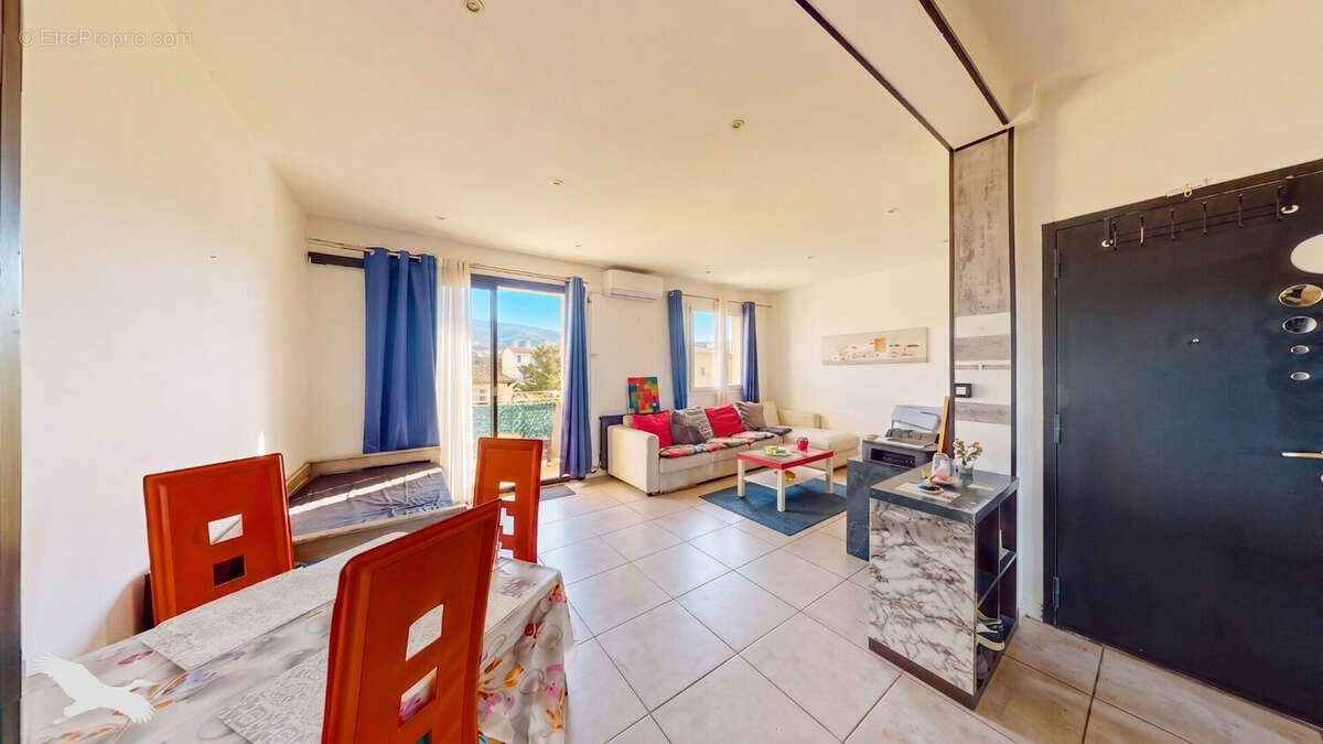 Appartement à MARSEILLE-10E