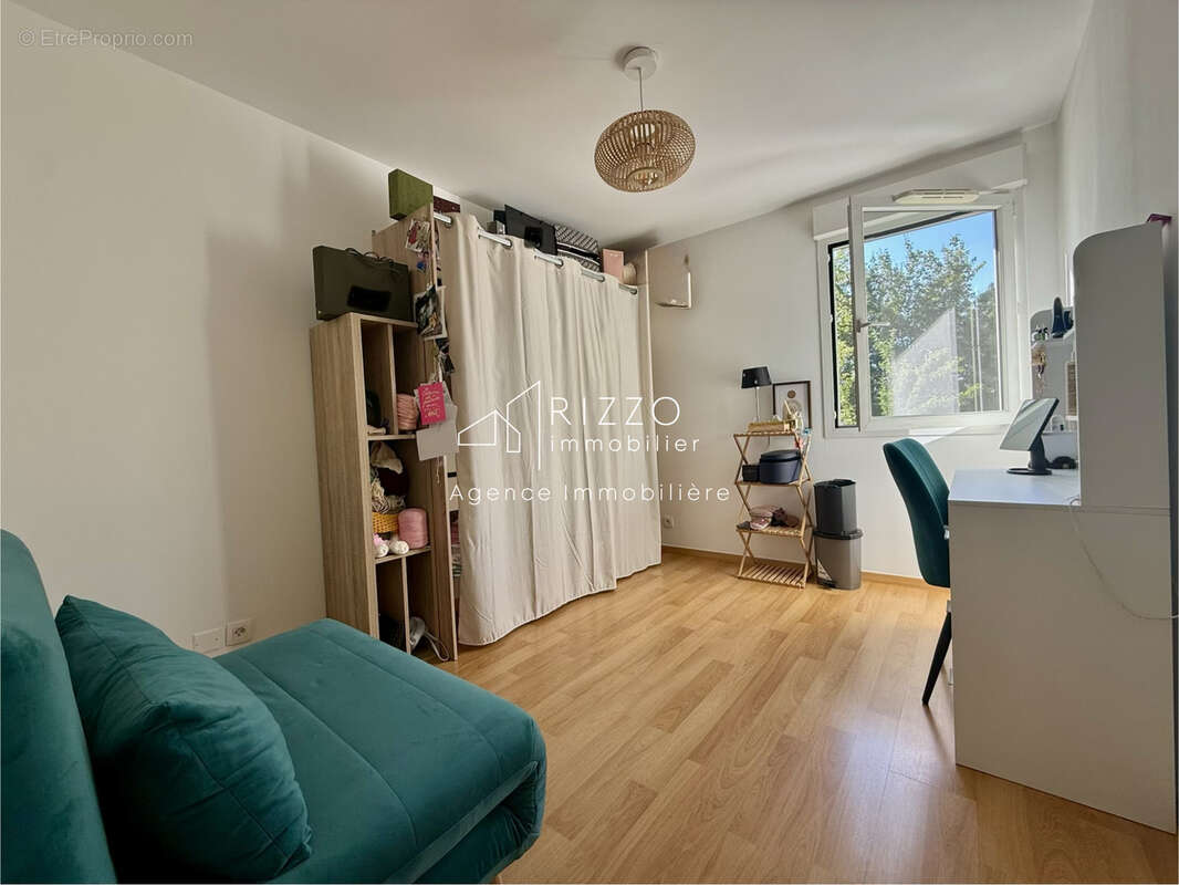 Bel appartement T4 de 82 m2 avec balcon, garage et cave   La Roche-sur-Foron - photo 9