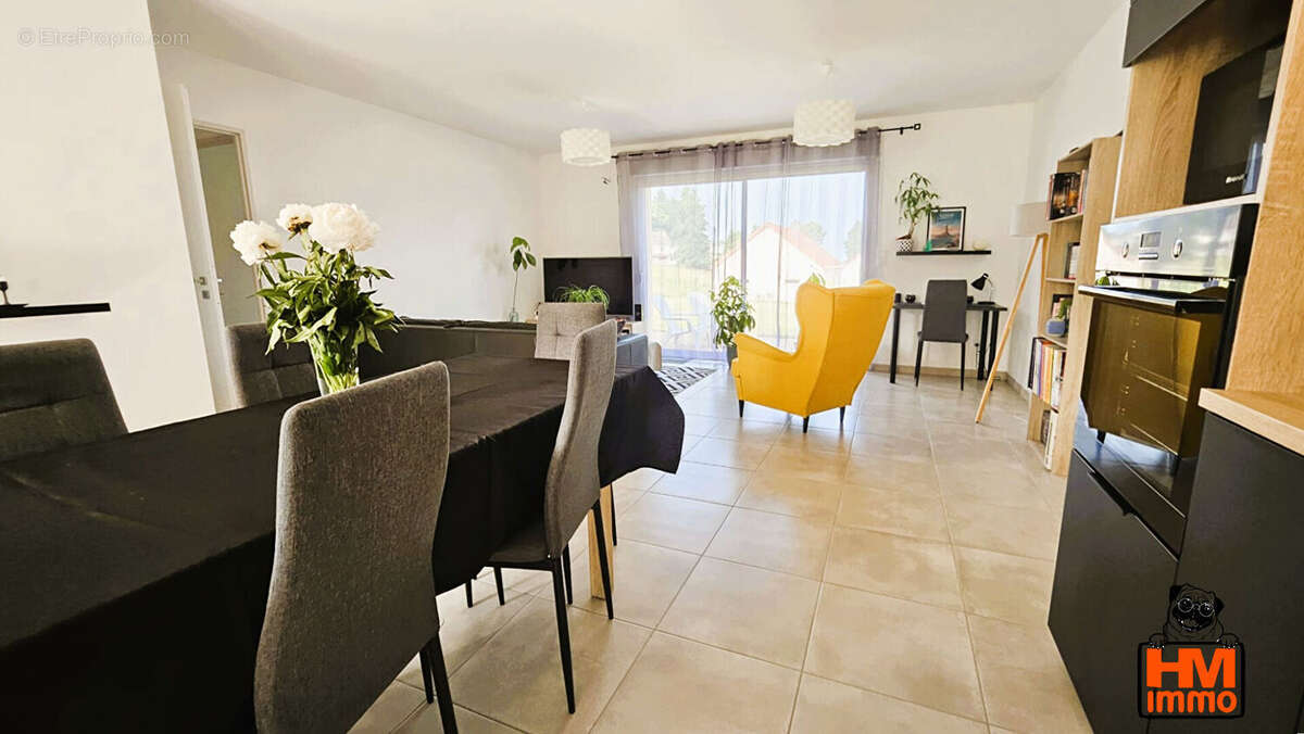 Maison à SAINT-YRIEIX-LA-PERCHE