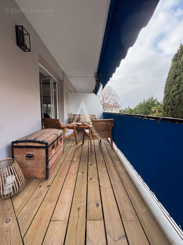 Appartement à LE CANNET