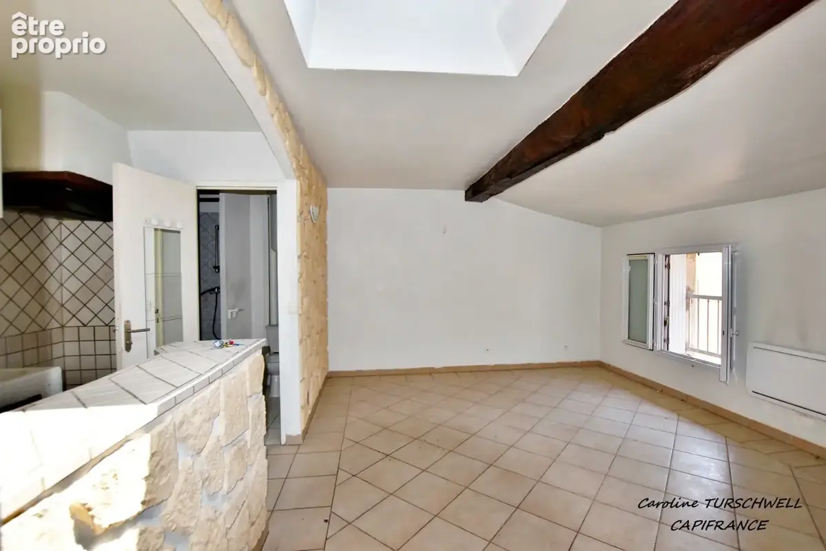 Sollies toucas (83) - immeuble/maison de village de 2 appartements + 1 local - photo 16