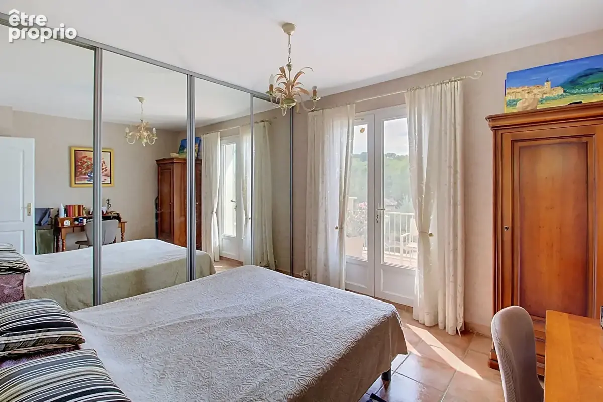 A vendre draguignan en exclusivite - maison t3 + dependance avec piscine - photo 6