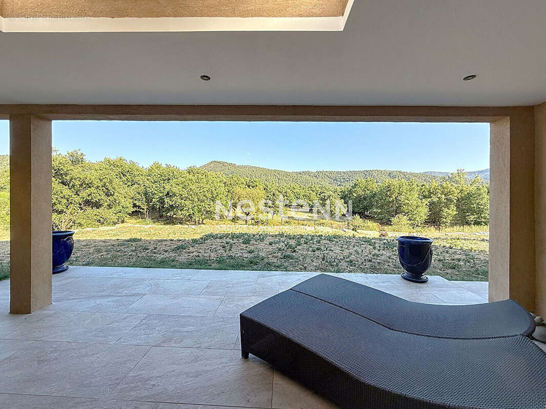 A VENDRE Maison La Garde Freinet 5 pièces 200 m2- terrain 24956m2- Calme- Prestige - photo 2