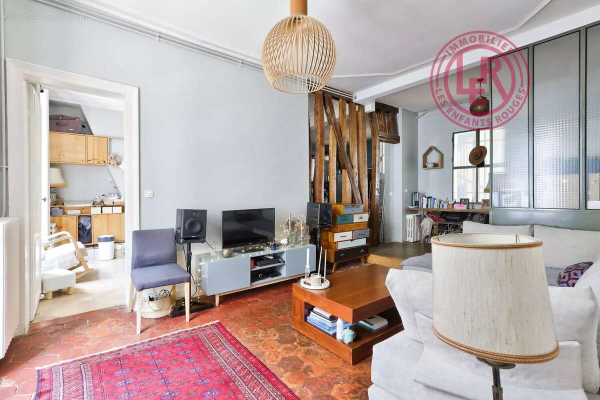 Appartement à PARIS-10E