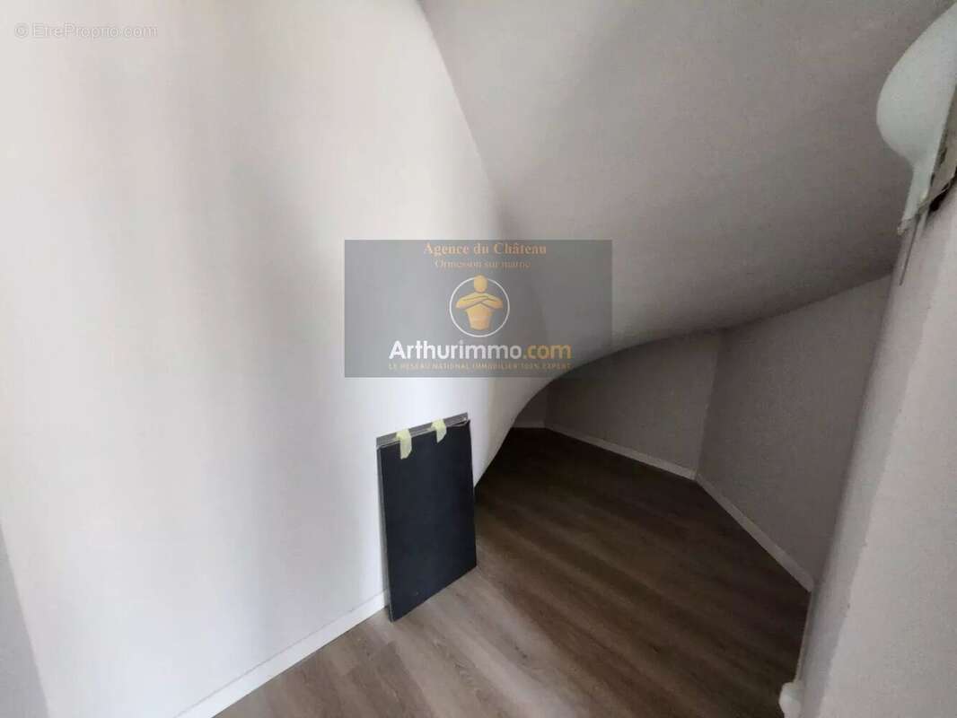 Appartement à CHENNEVIERES-SUR-MARNE