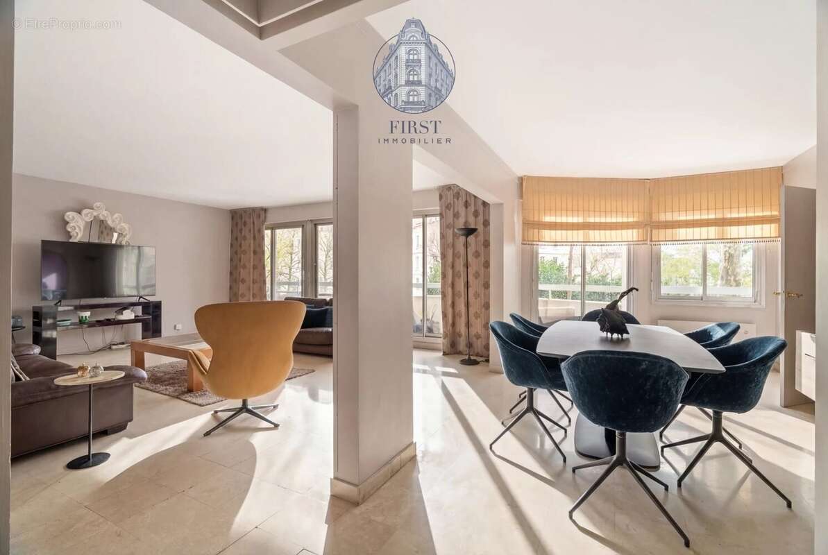 Appartement à NEUILLY-SUR-SEINE
