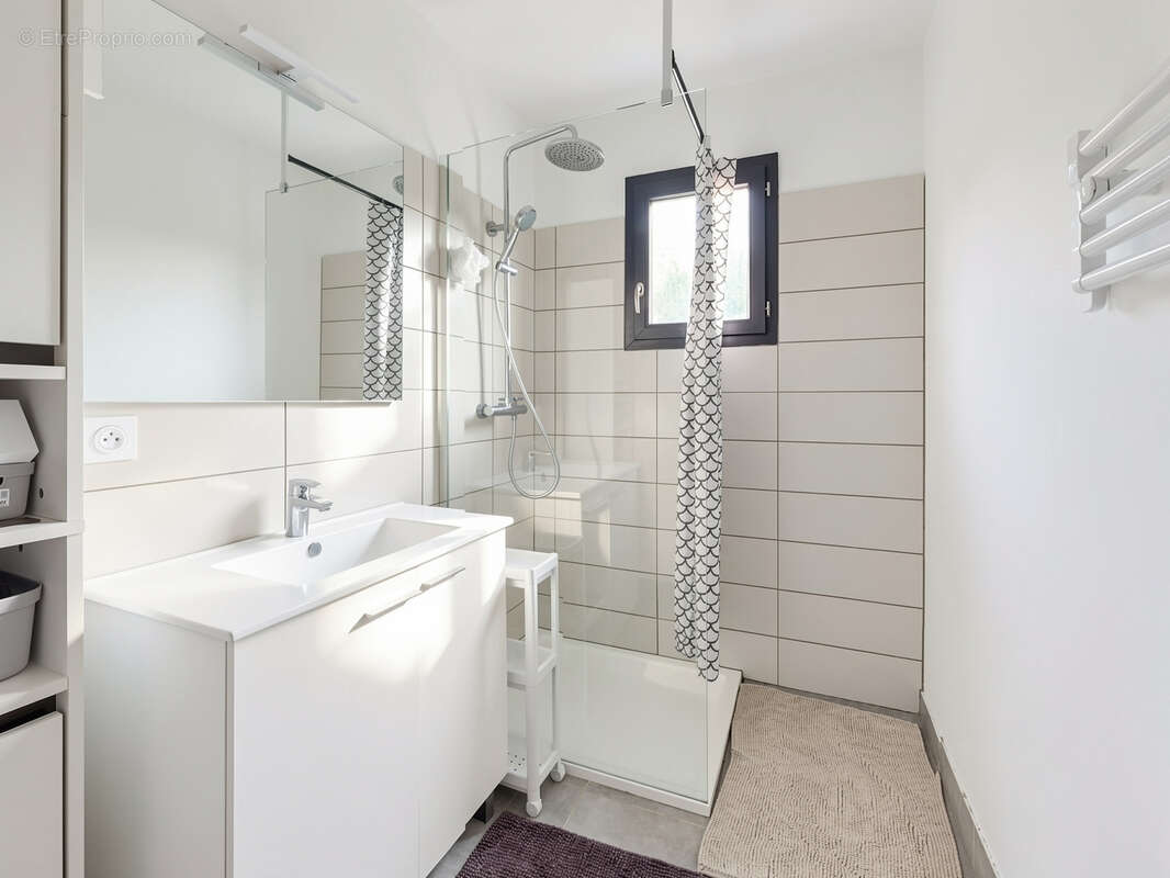 Appartement à LES PENNES-MIRABEAU