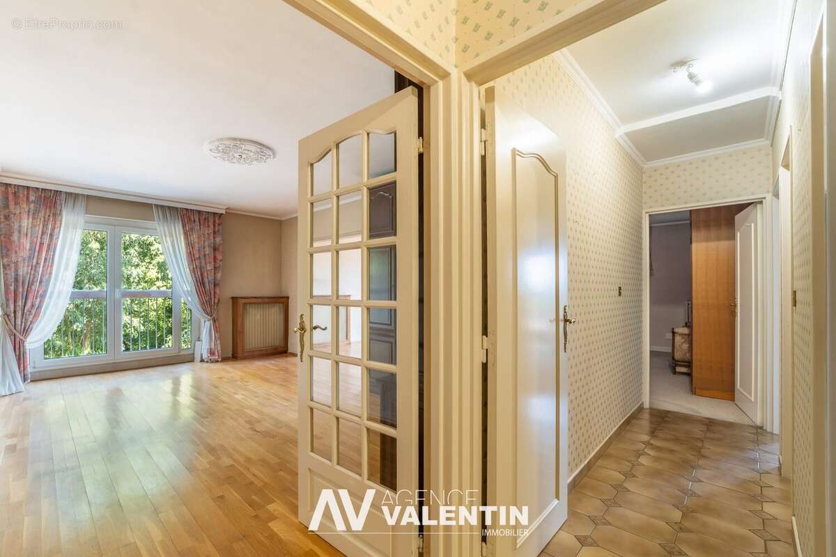 Appartement 95 m² à Metz  - photo 5
