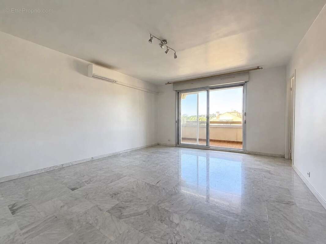 Appartement à AUBAGNE