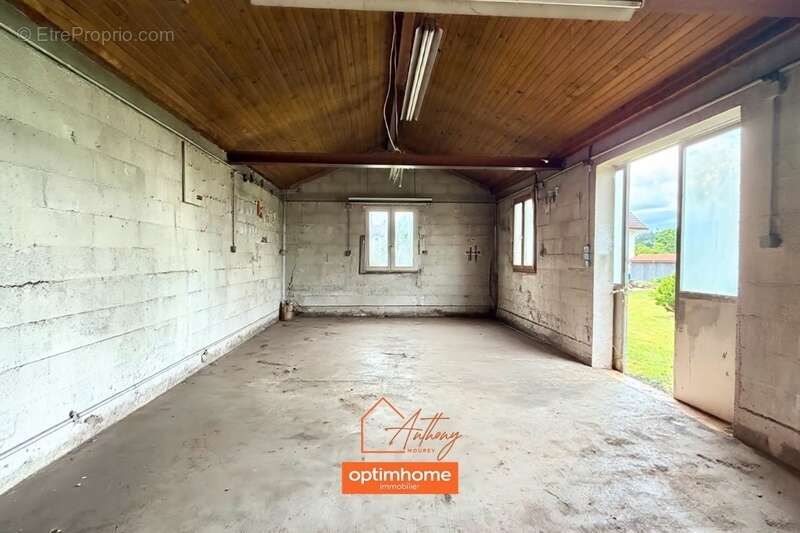 Maison familiale 210 m² - 5 chambres - dépendance - terrain 1873 m² - Bruyères centre (88) - photo 15