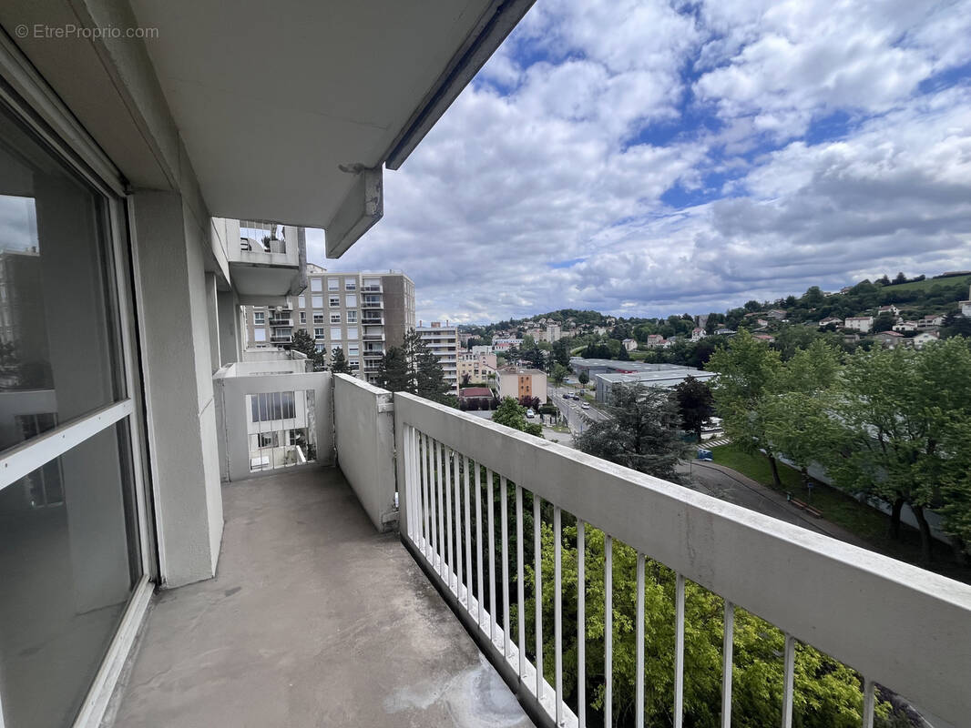 Appartement à SAINT-ETIENNE