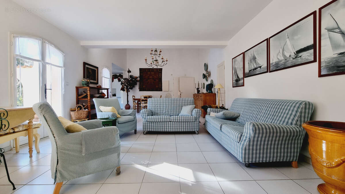 Maison à SAINT-RAPHAEL