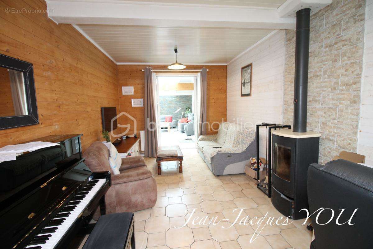 Maison à SAINT-JEAN-LE-THOMAS