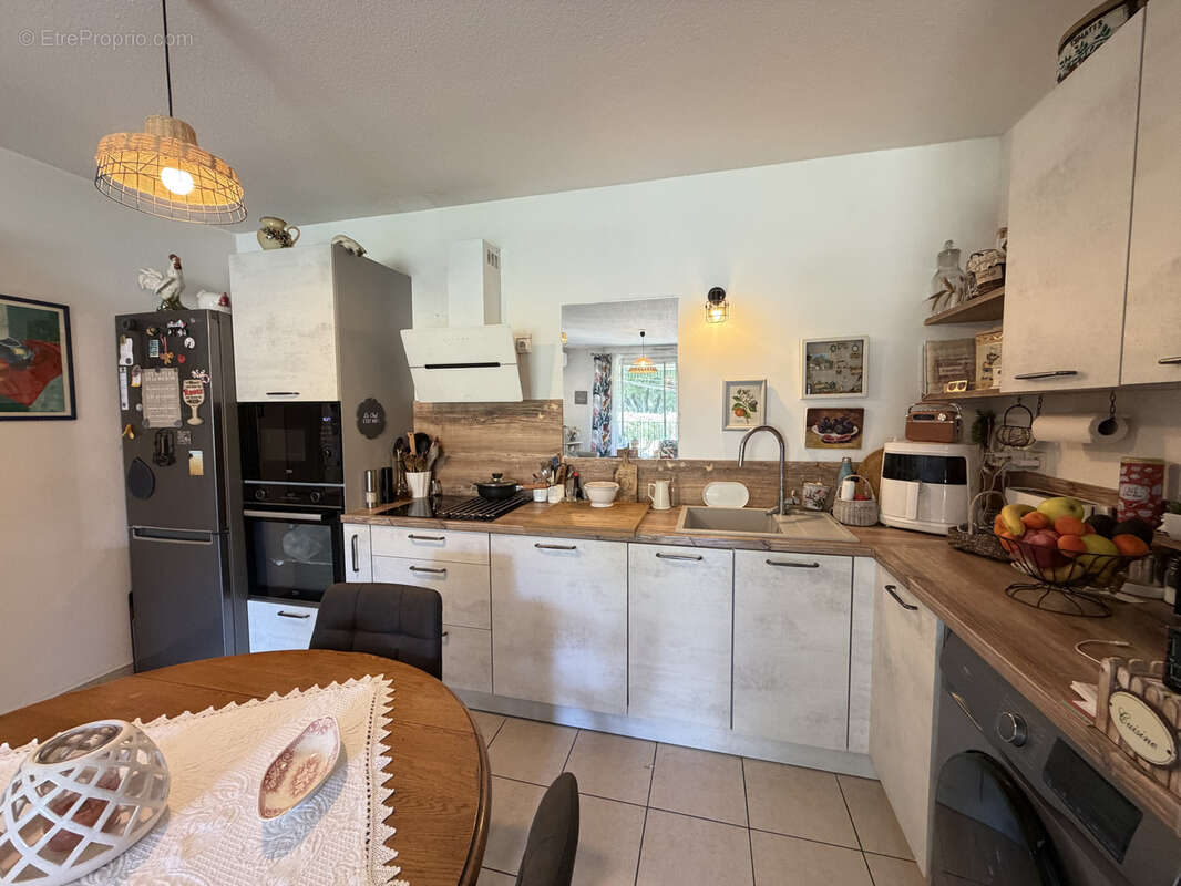Appartement à SAINT-MAXIMIN-LA-SAINTE-BAUME