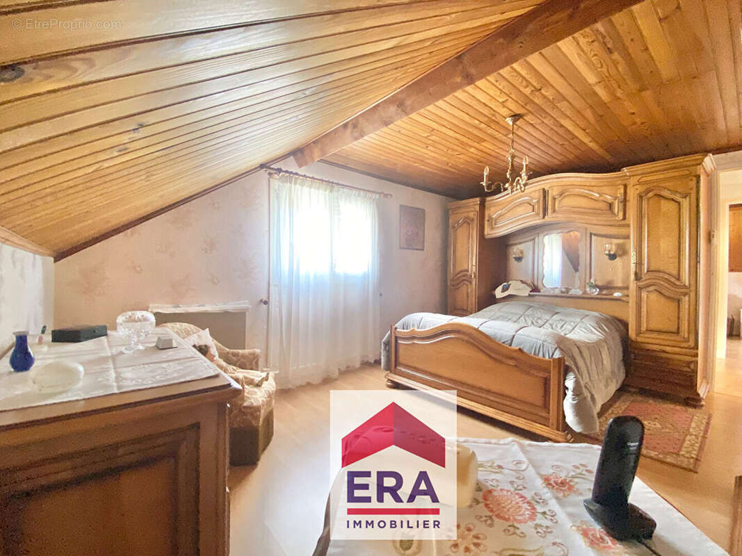 Maison à SARTROUVILLE