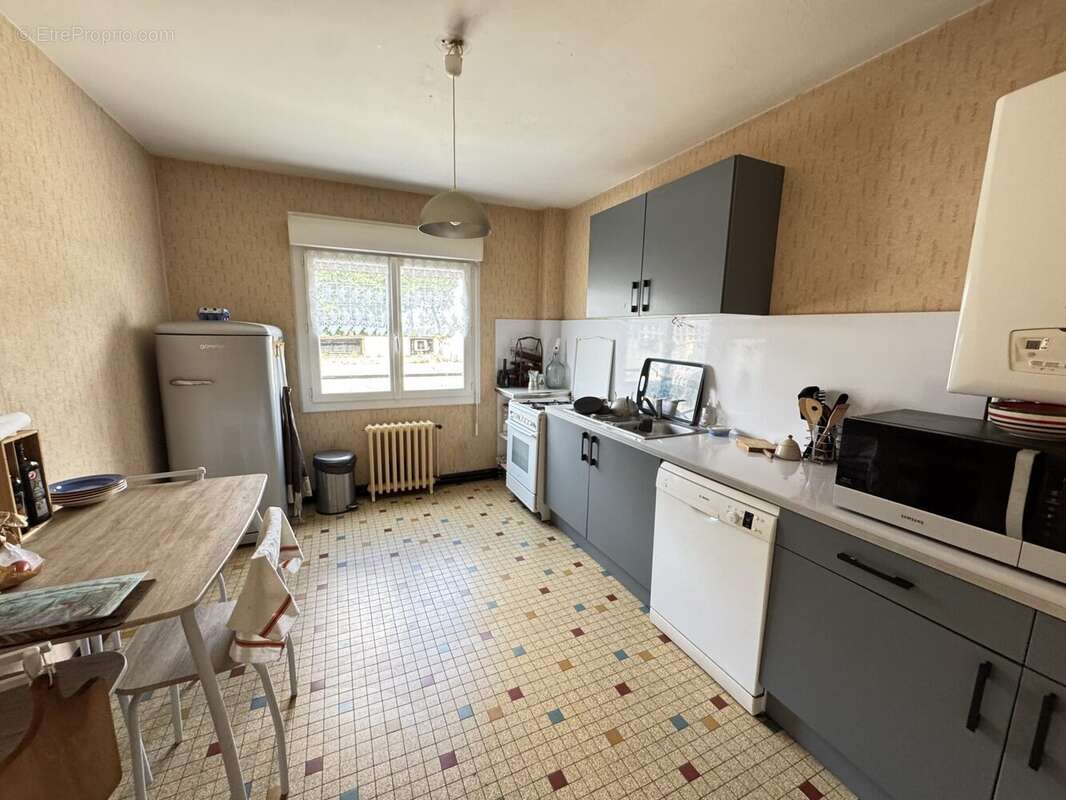 Appartement à SAINTES
