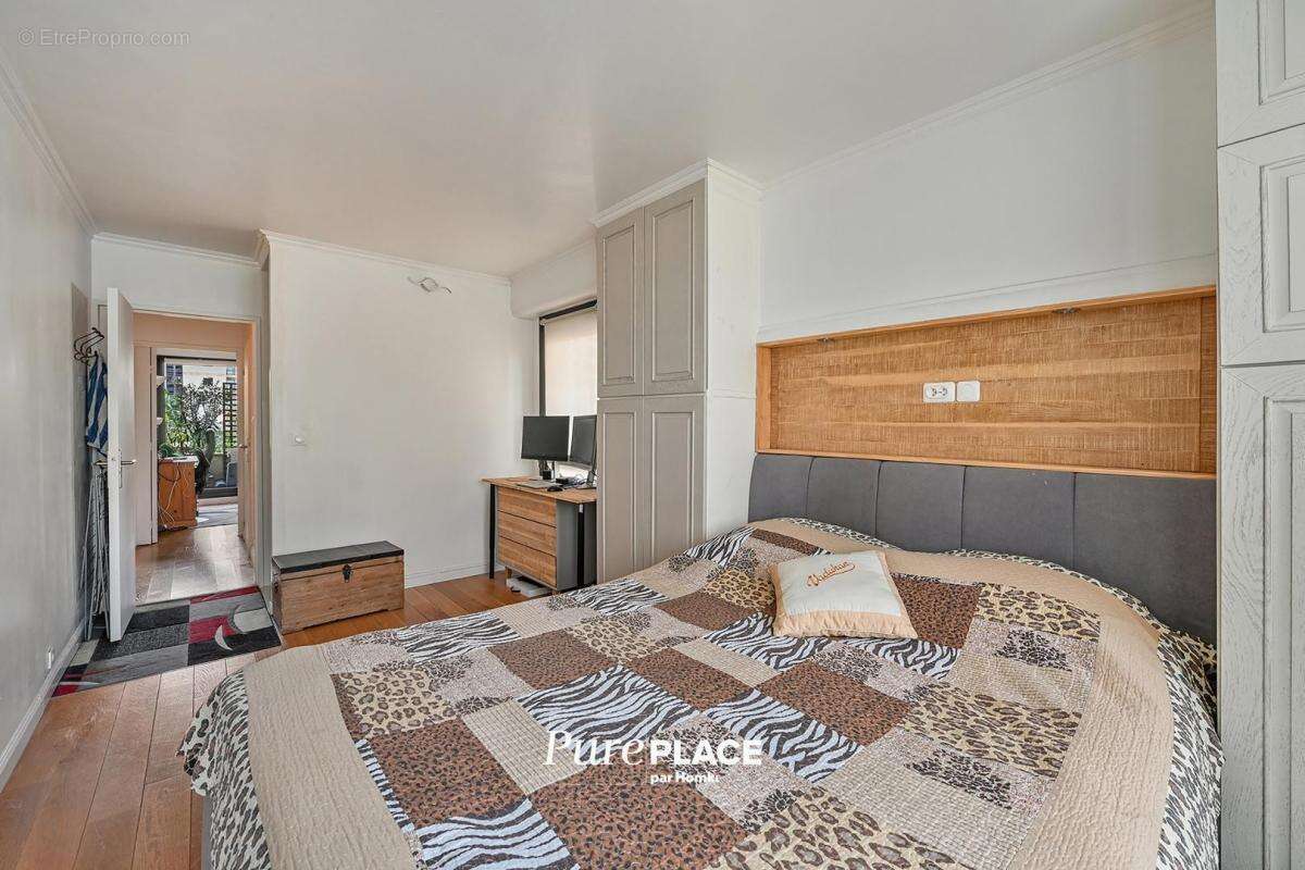 Appartement à LEVALLOIS-PERRET