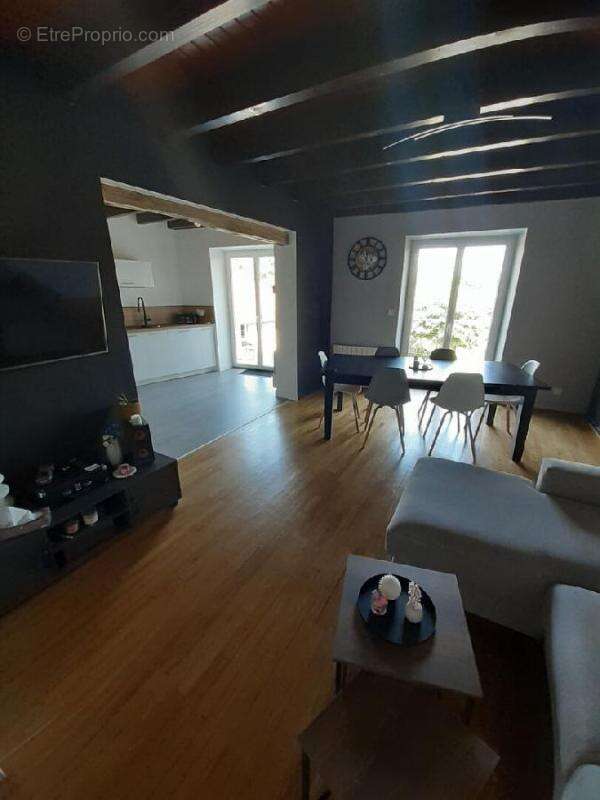Maison à NIEUL