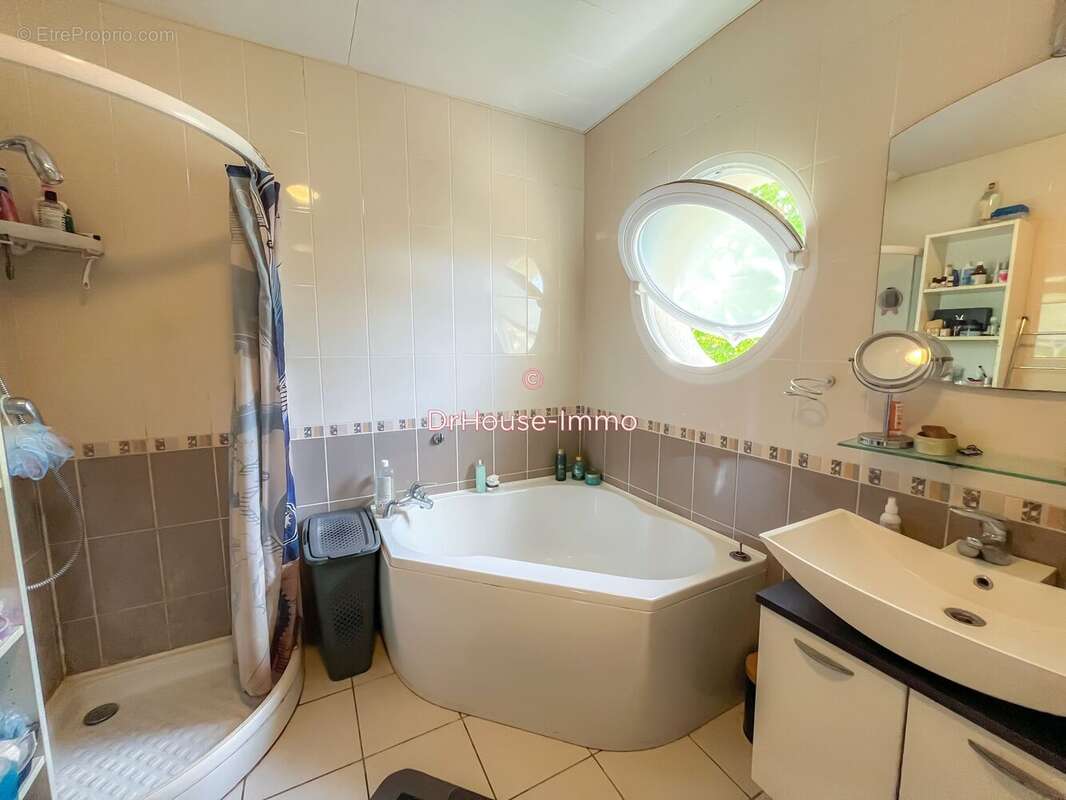 Maison 112 m² à Antran  - photo 43
