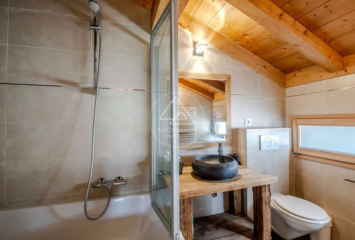 Superbe chalet 7 chambres avec appartement indépendant à proximité du centre de Morzine - photo 32