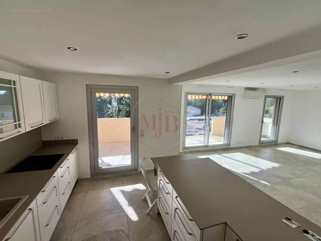 Appartement à AIX-EN-PROVENCE