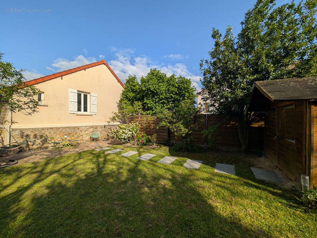 Maison à MONTGERON