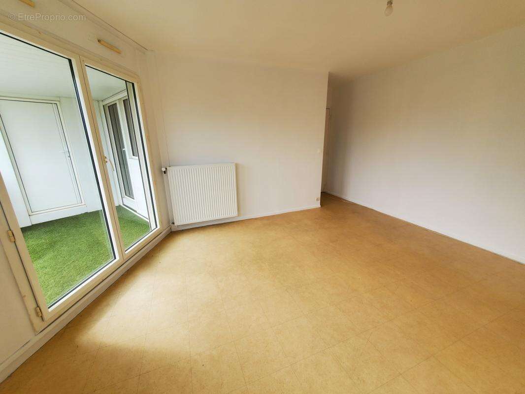 Appartement à REZE