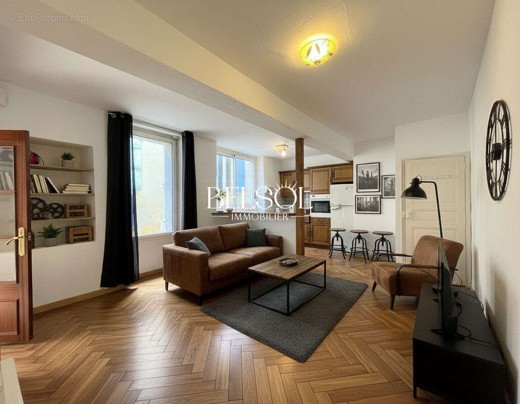 une idée , un style industriel - Maison à PRADES