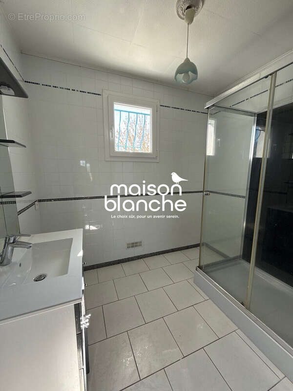 Maison à SAINT-SEURIN-SUR-L'ISLE