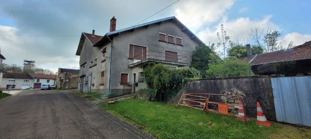 Maison à AMANCE