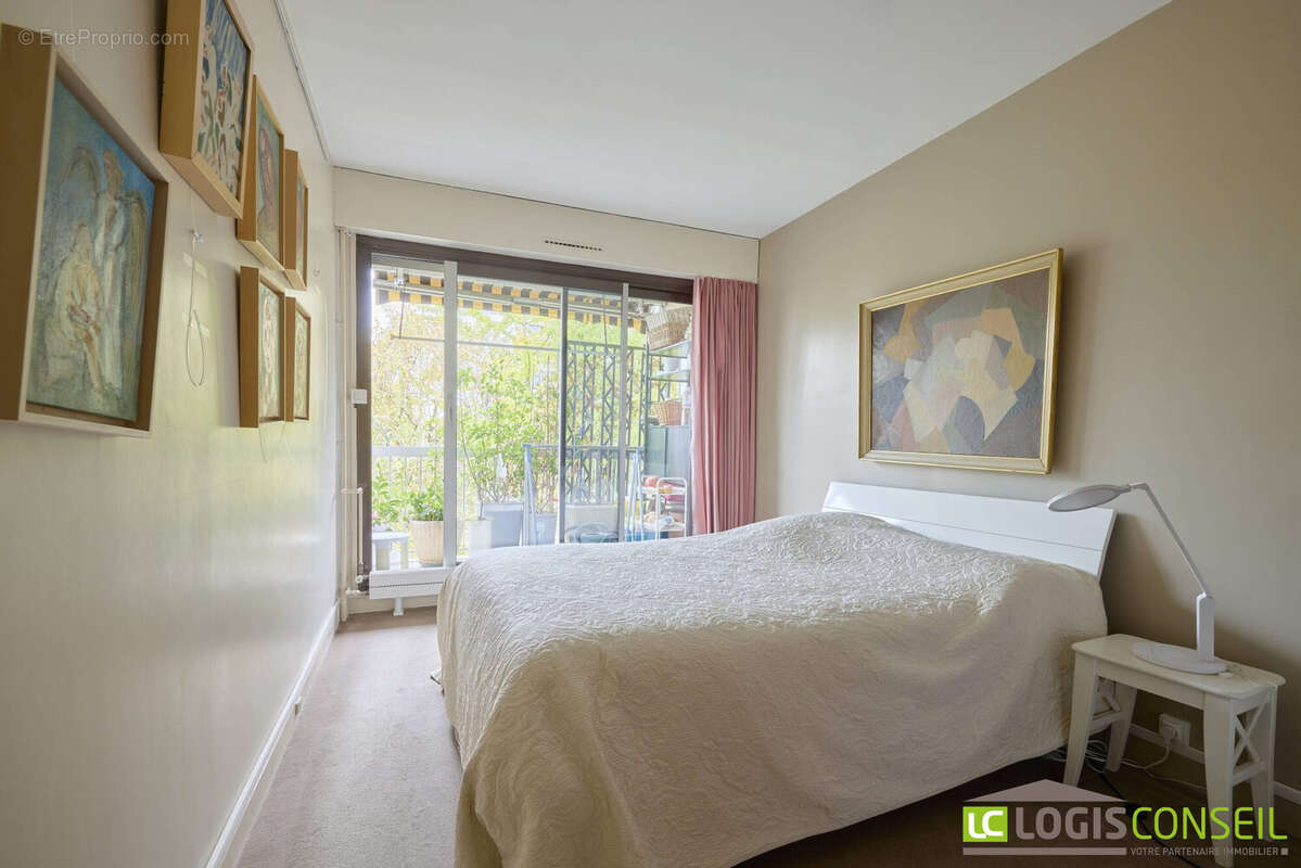Appartement à BOURG-LA-REINE