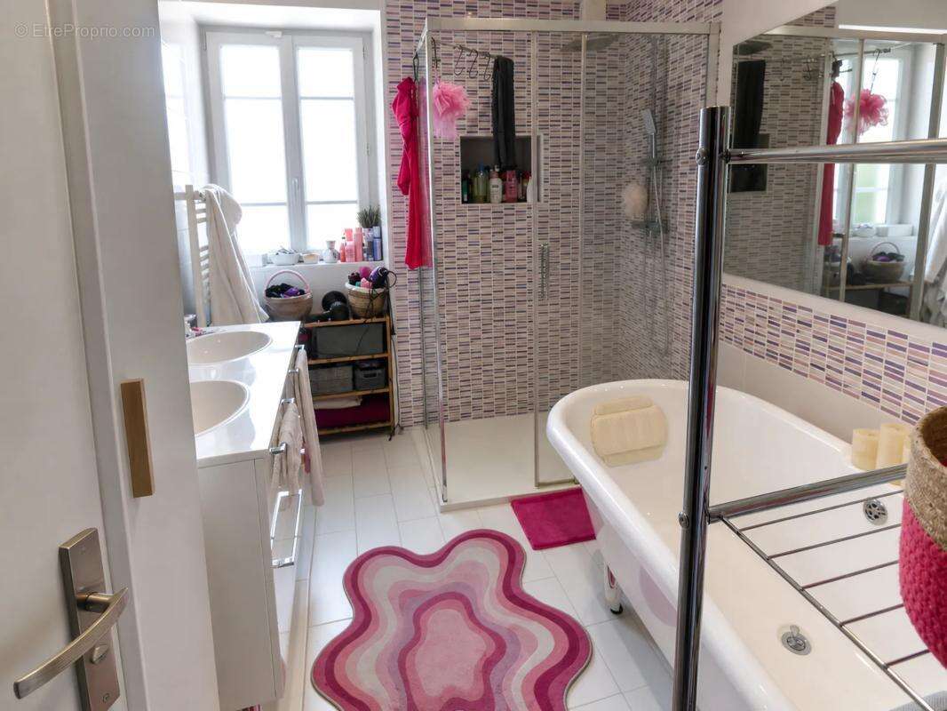 Maison de 6 pièces de 165 m² à La Truchère - photo 13