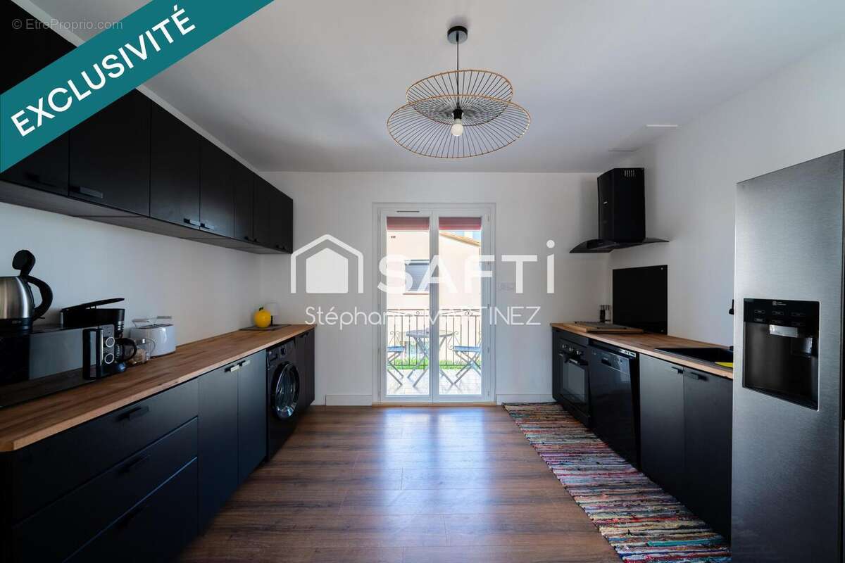 Maison 266 m² à Saint-Cyprien  - photo 8