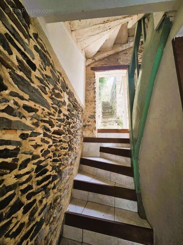 Maison à CHATEAU-GONTIER